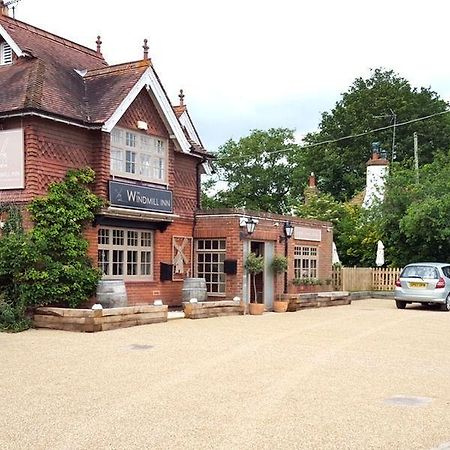 The Windmill Inn Horsham Exteriör bild